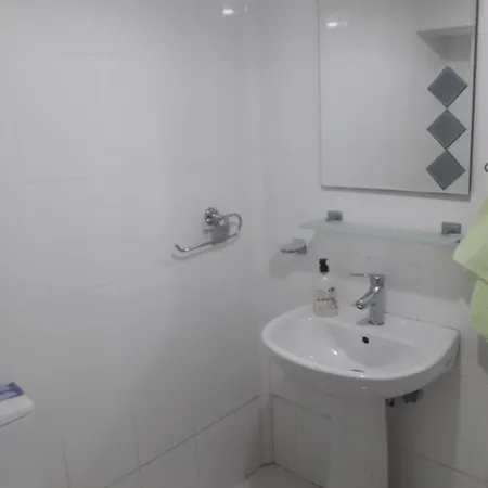 Apartmán Heybeliadada Dogayla Icice Guzel Bir Daire